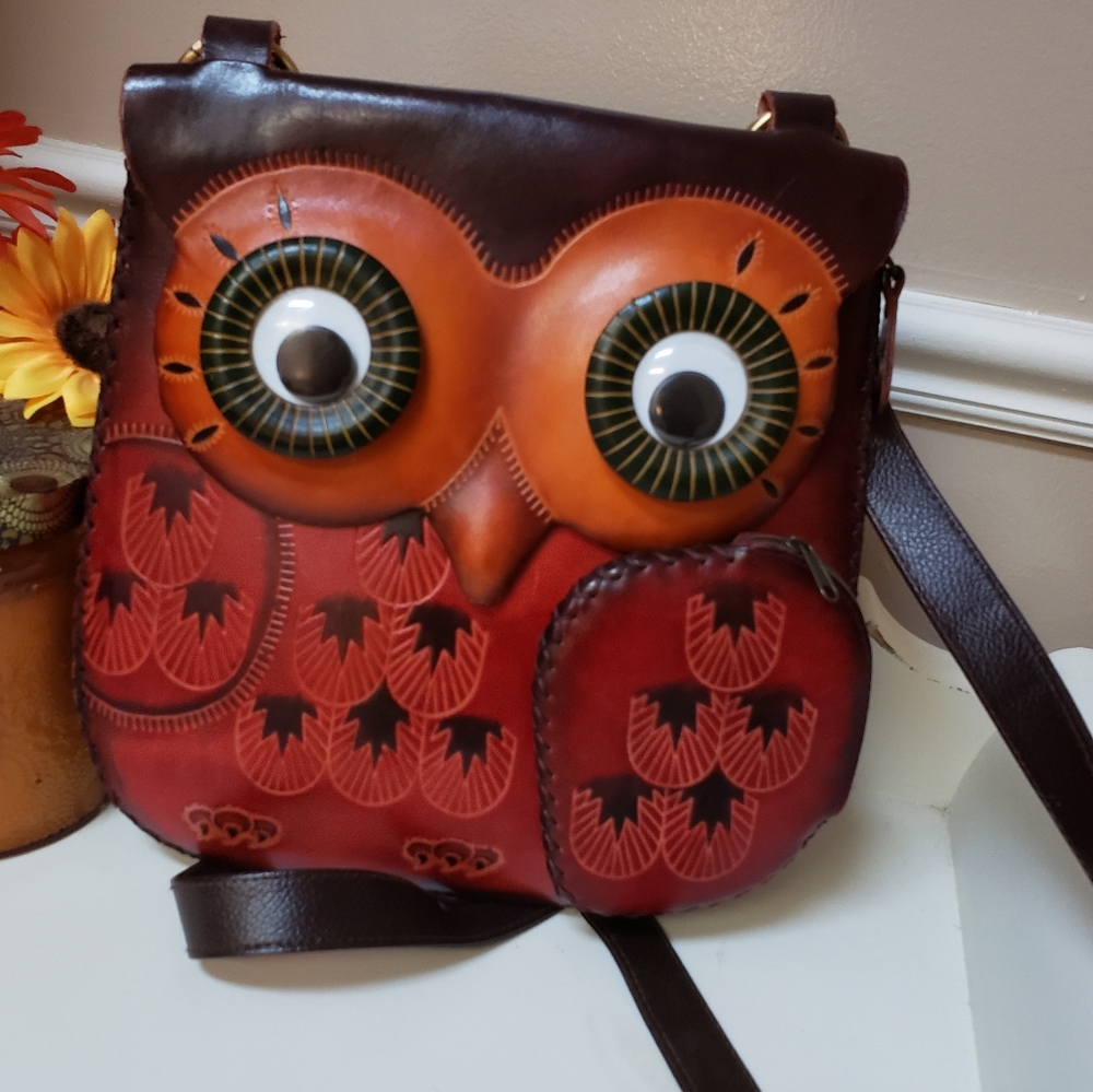 Large crossbody leather owl purse